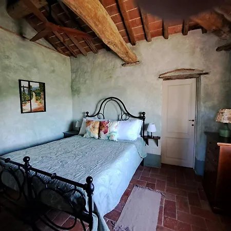 Medieval Tower With Tuscan Hills View 펜션 *